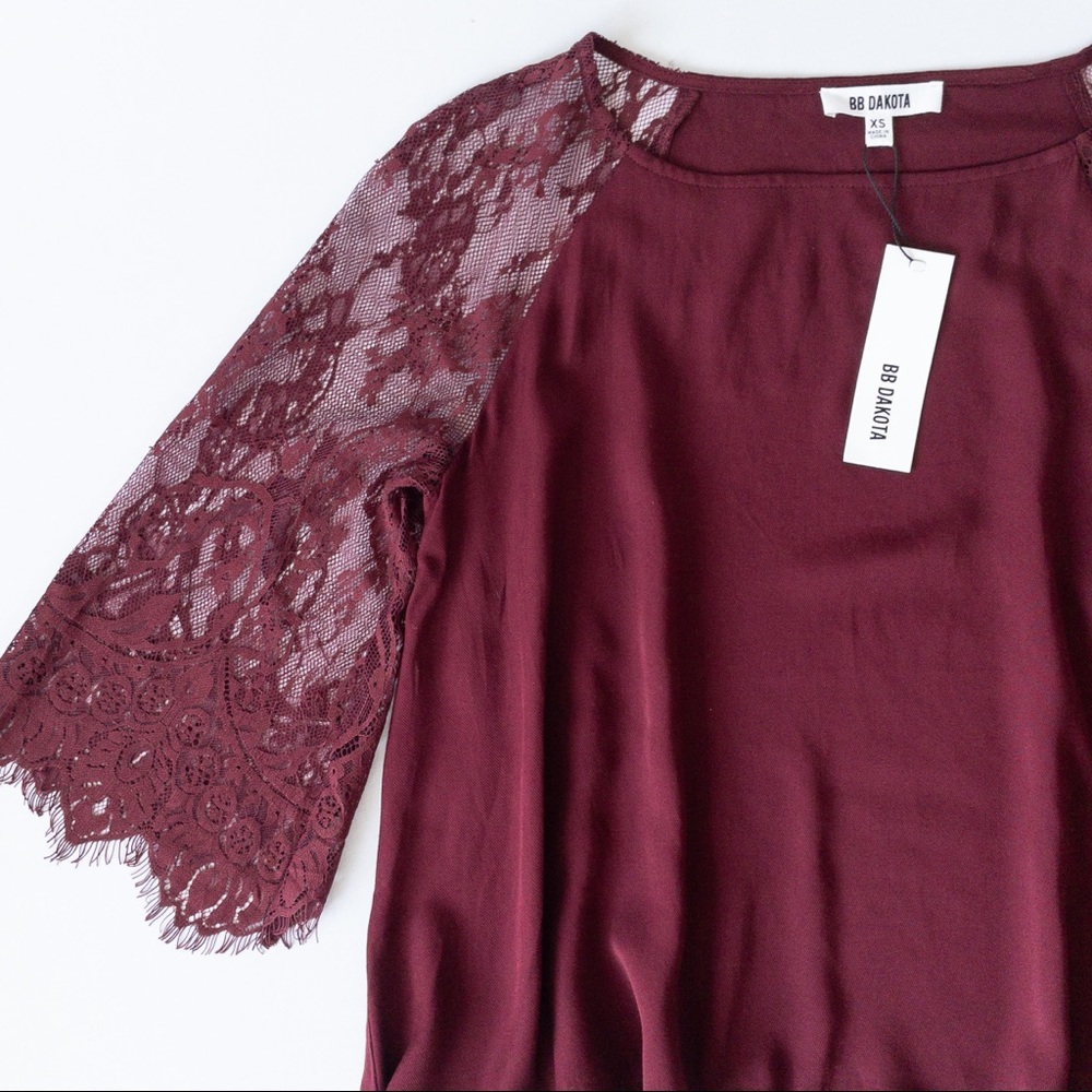 BB Dakota Bordeaux Lace 3/4 Raglan Sleeves Top, NWT, XS